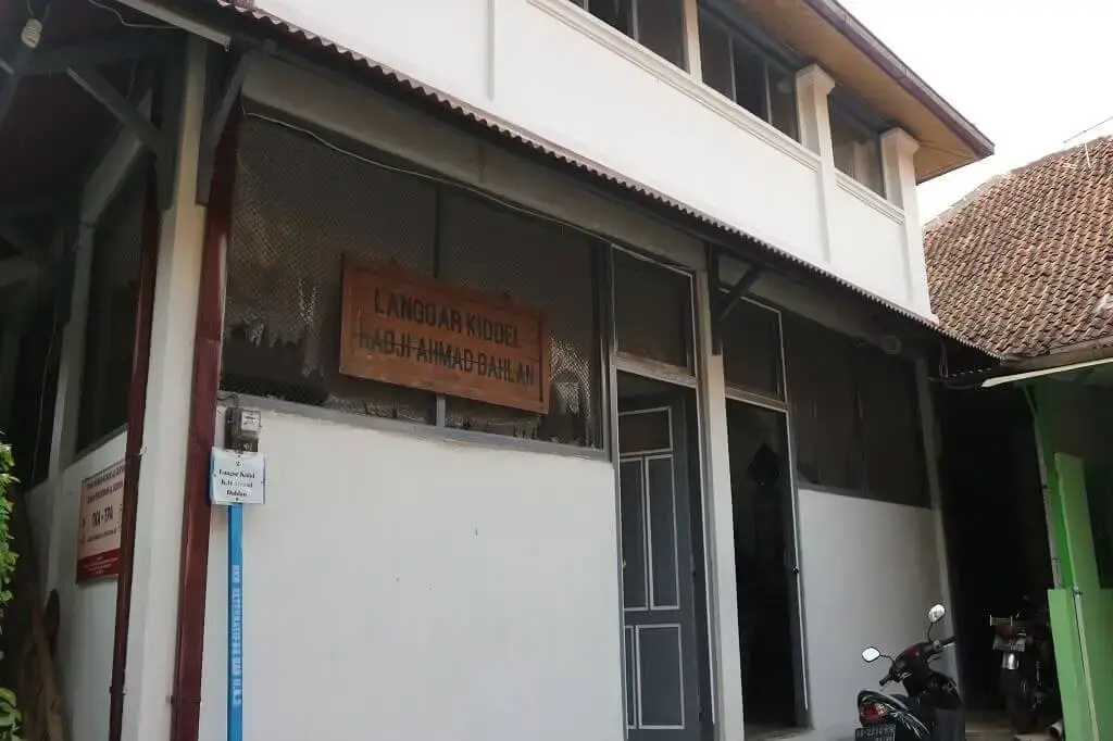 Langgar Kidoel Ahmad Dahlan menjadi situs wisata sejarah Muhammadiyah yang wajib dikunjungi.