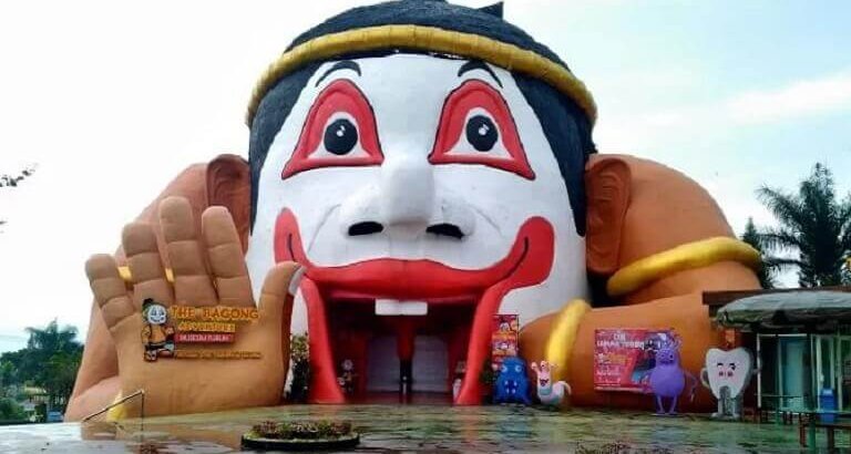 Museum Bagong Adventure terletak di Batu Malang.